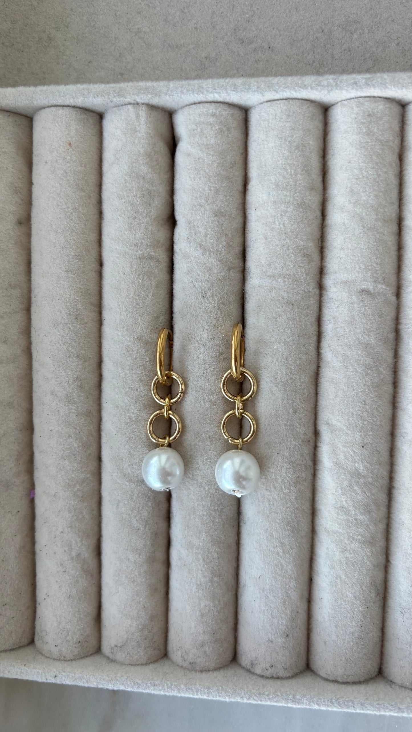 Felicia earrings